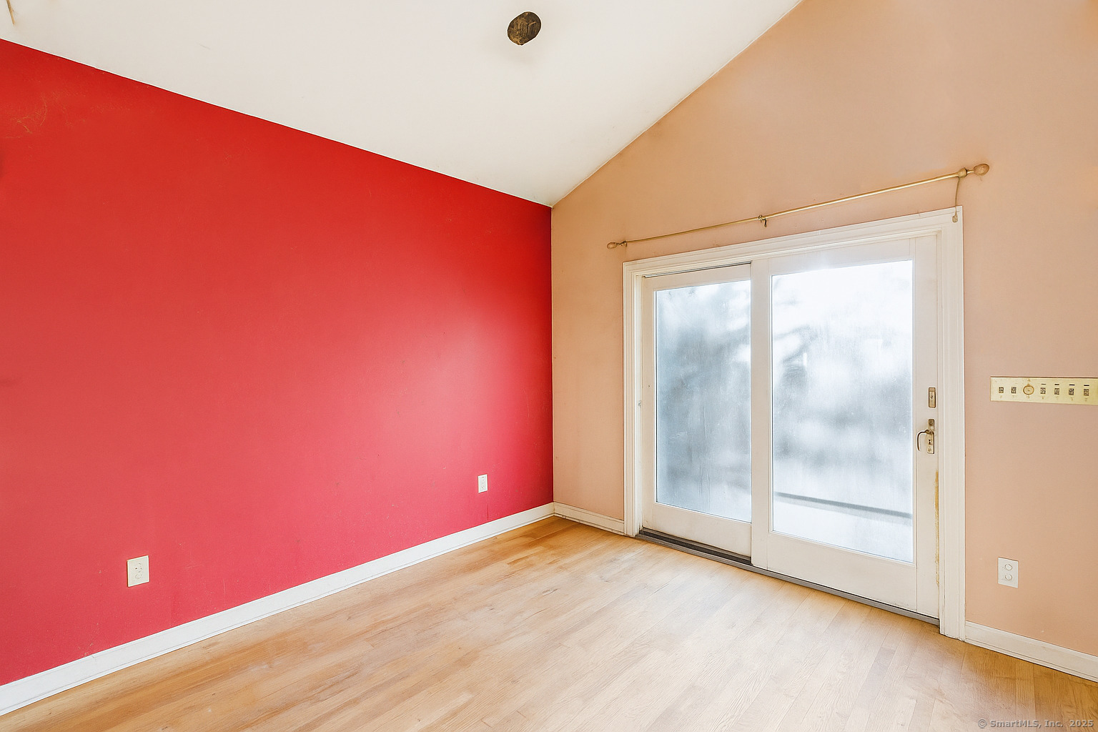 184 Putting Green Road Trumbull, CT 06611 - Photo 12 of 24 an empty room