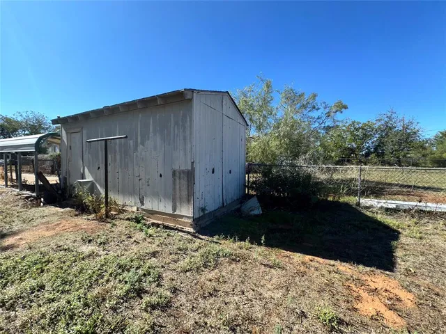 $39,000 | 713 East Oklahoma Avenue, Sweetwater, TX 79556