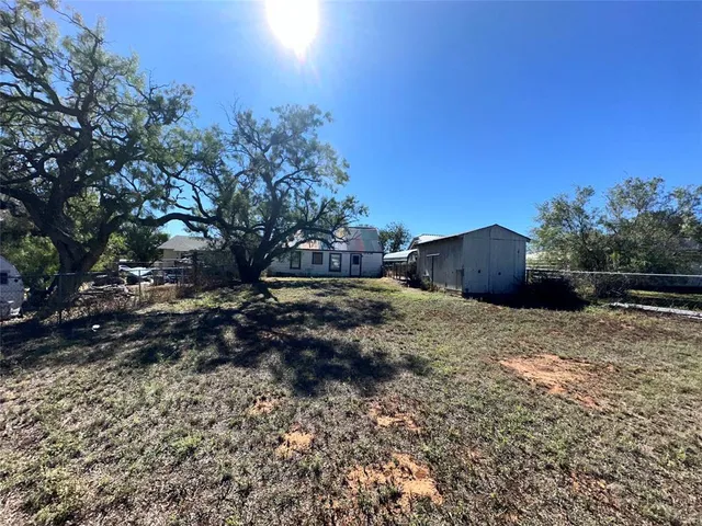 $39,000 | 713 East Oklahoma Avenue, Sweetwater, TX 79556