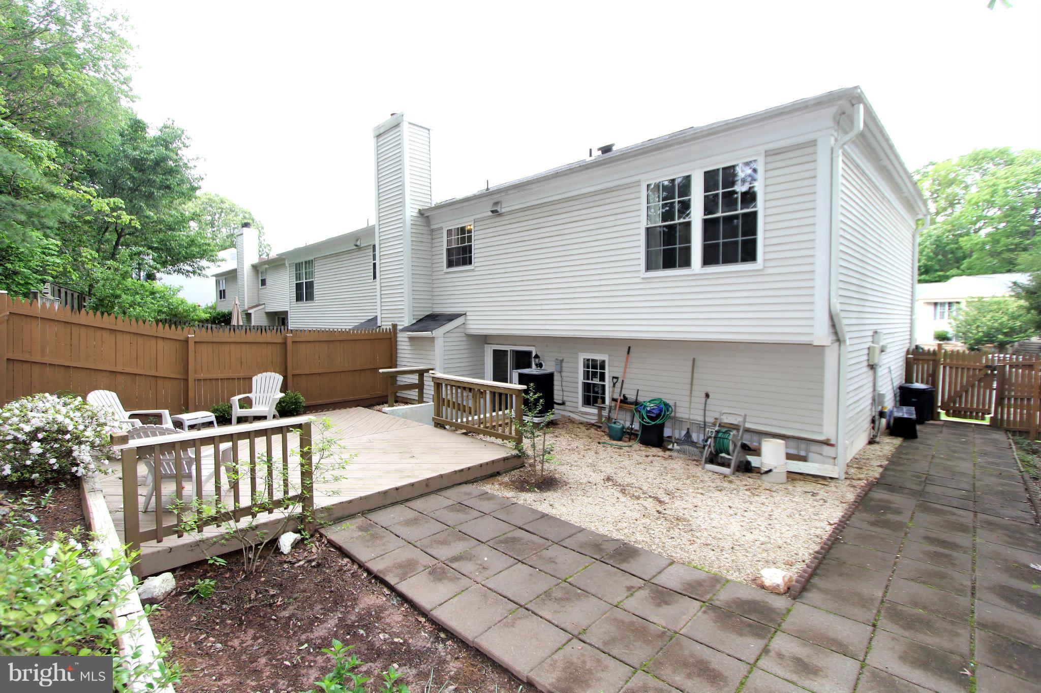 6004 Powell's Landing Road Burke, VA 22015 - Photo 2 of 27 Exterior (Rear)