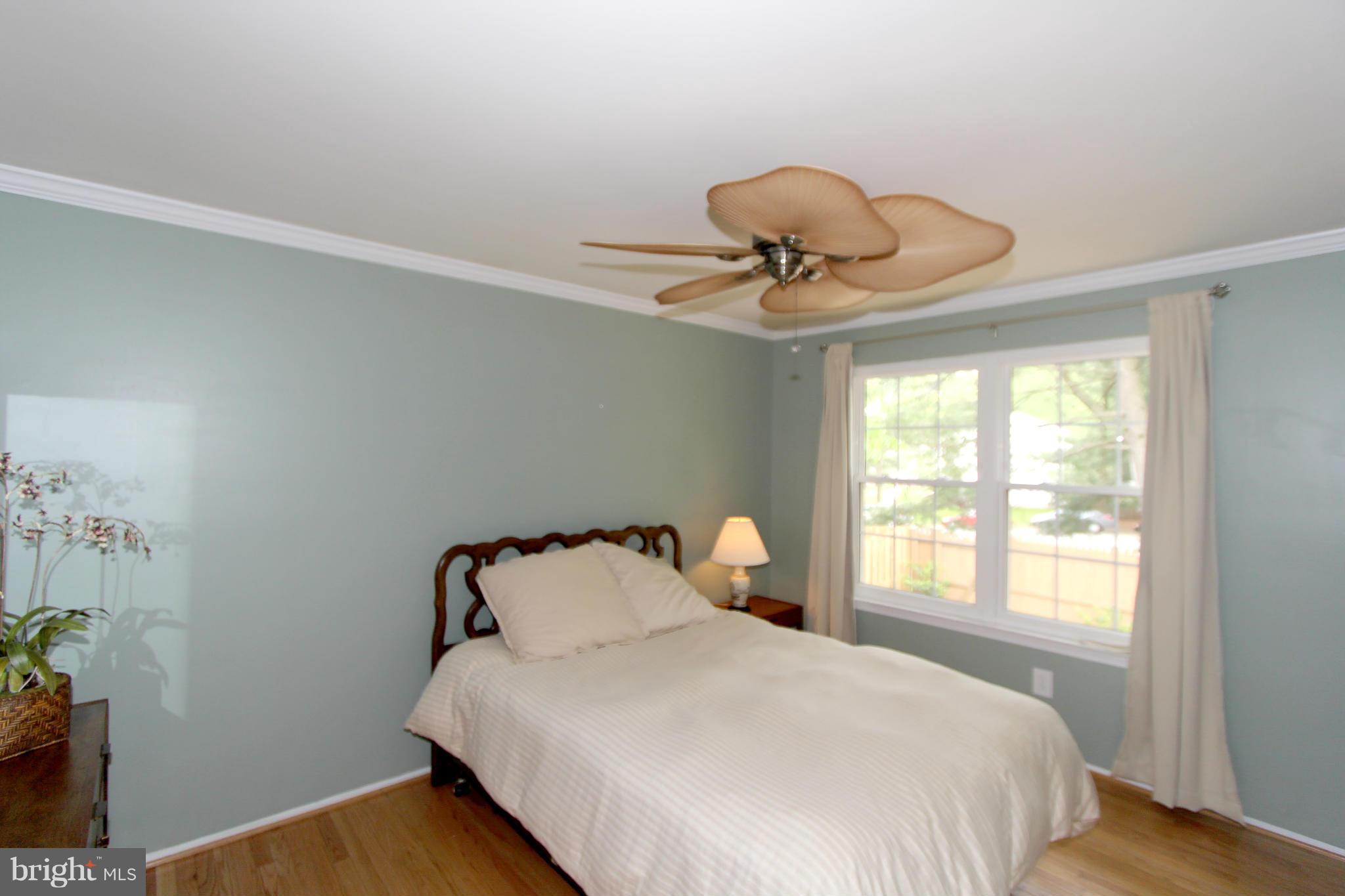 6004 Powell's Landing Road Burke, VA 22015 - Photo 20 of 27 Bath (Master)