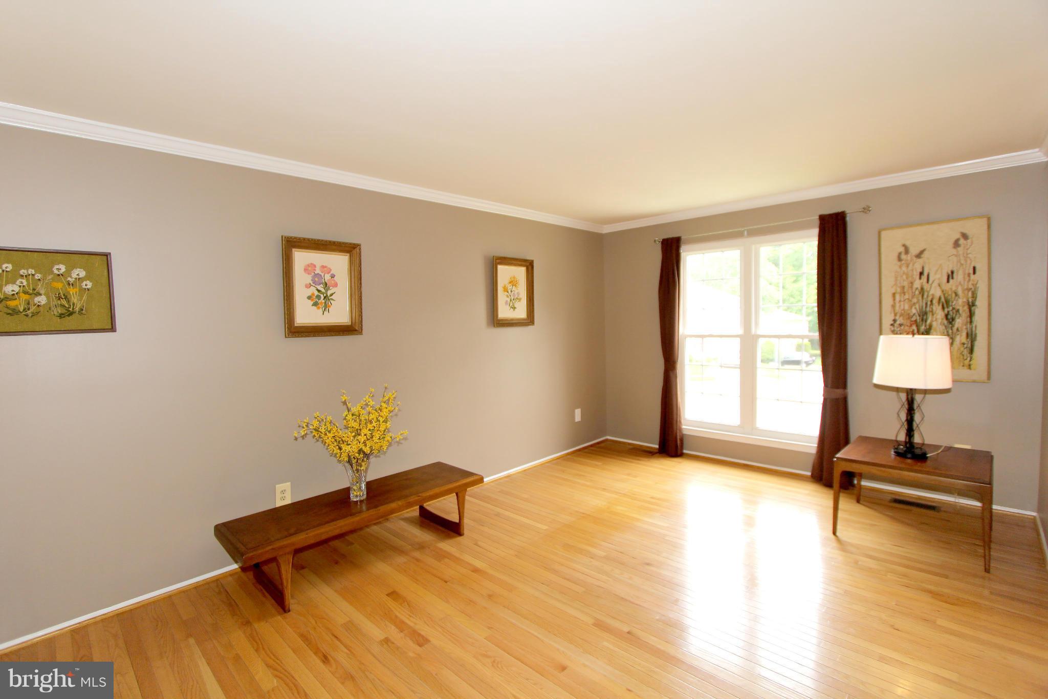 6004 Powell's Landing Road Burke, VA 22015 - Photo 8 of 27 Living Room