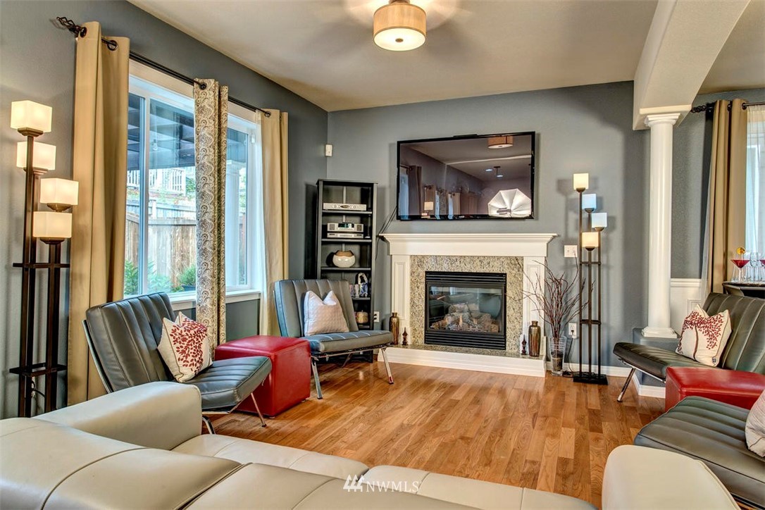 16128 2nd Avenue Southeast, Unit 29 Bothell, WA 98012 - Photo 3 of 20 Gallery Image 3