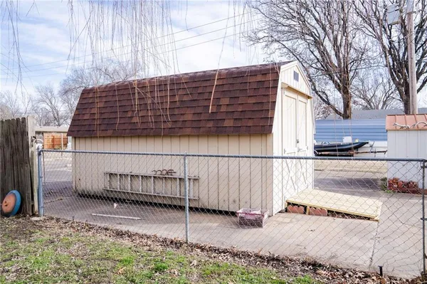 $90,000 | 518 North Lincoln Street, Erie, KS 66733