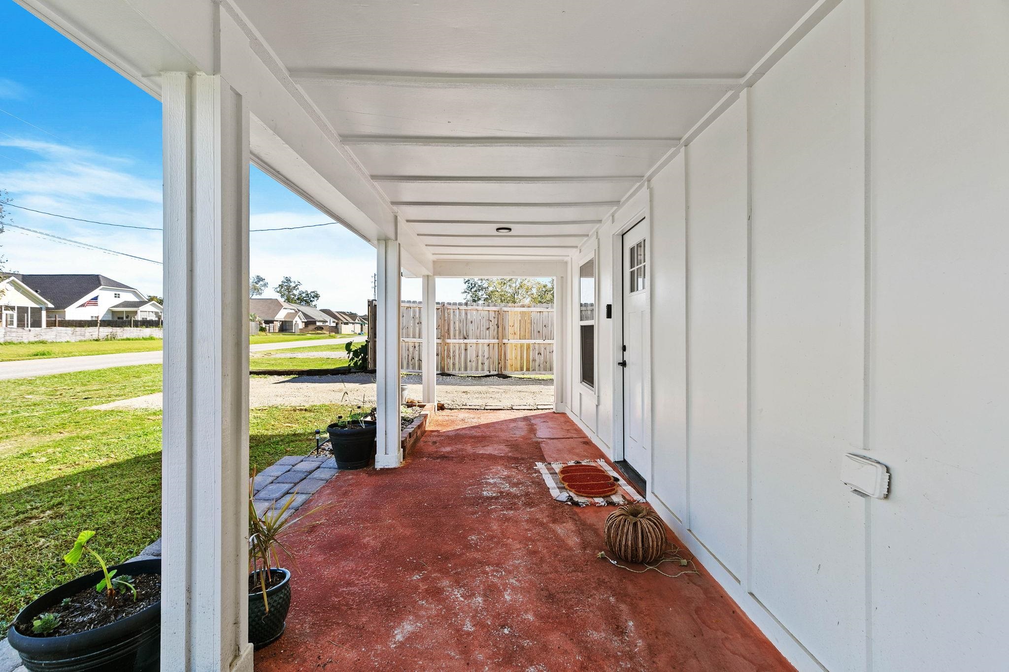 16796 Thompson Road Loxley, AL 36551 - Photo 12 of 93 Patio