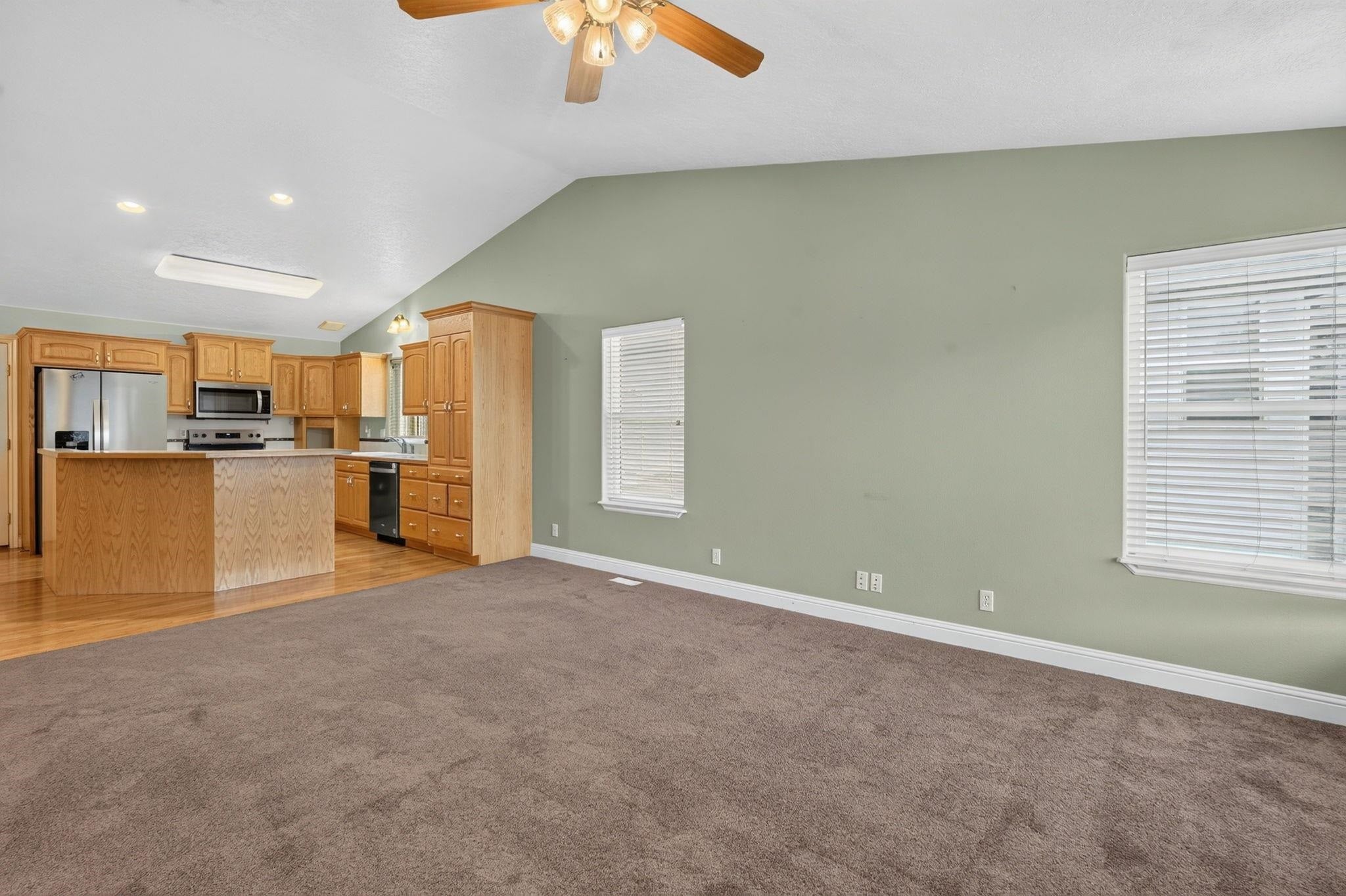 1632 Bench Road Pocatello, ID 83201 - Photo 9 of 49 Gallery Image 9
