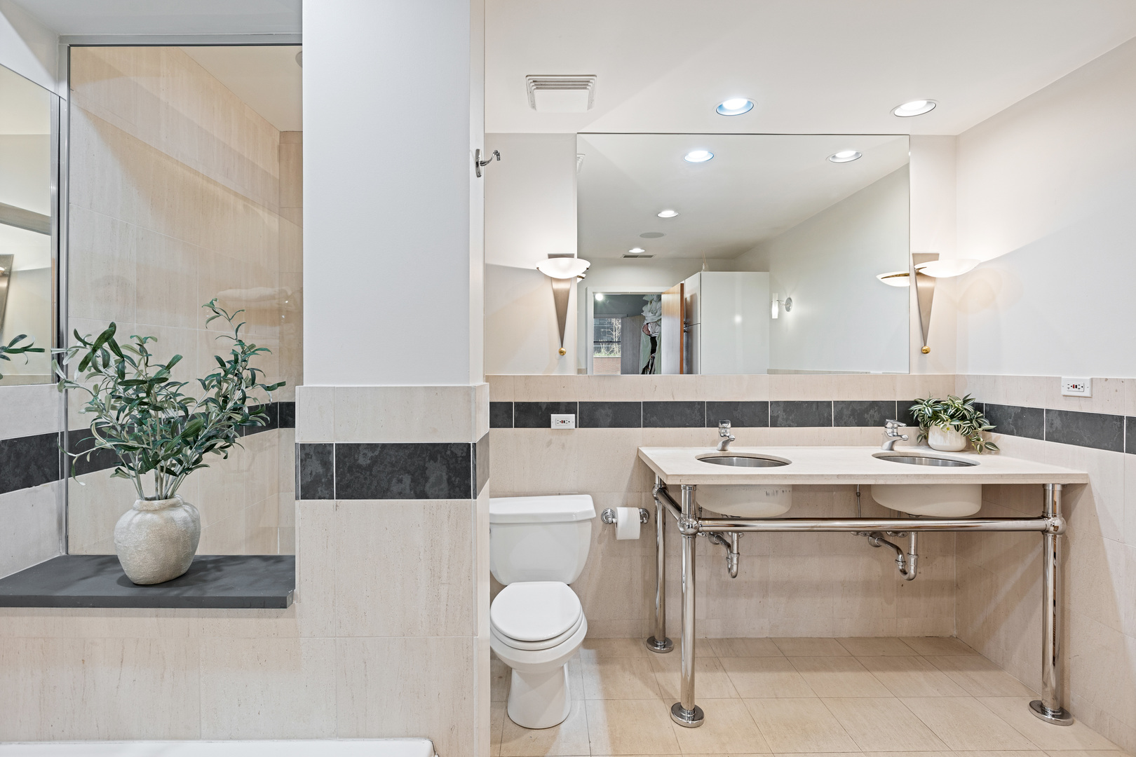 850 West Adams Street, Unit 4B Chicago, IL 60607 - Photo 28 of 36