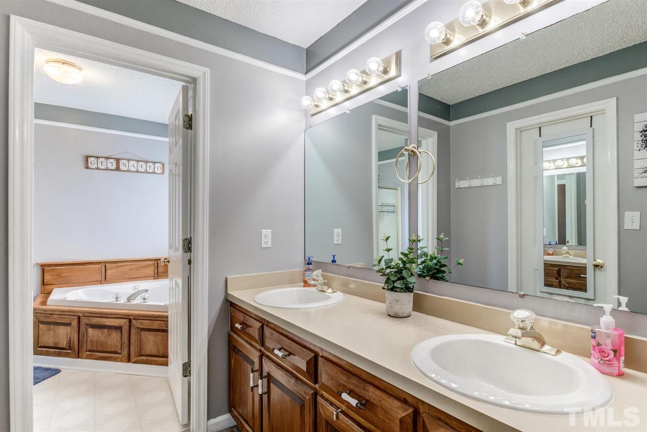 1729 Old Batten Road Selma, NC 27576 - Photo 15 of 30 Gallery Image 15