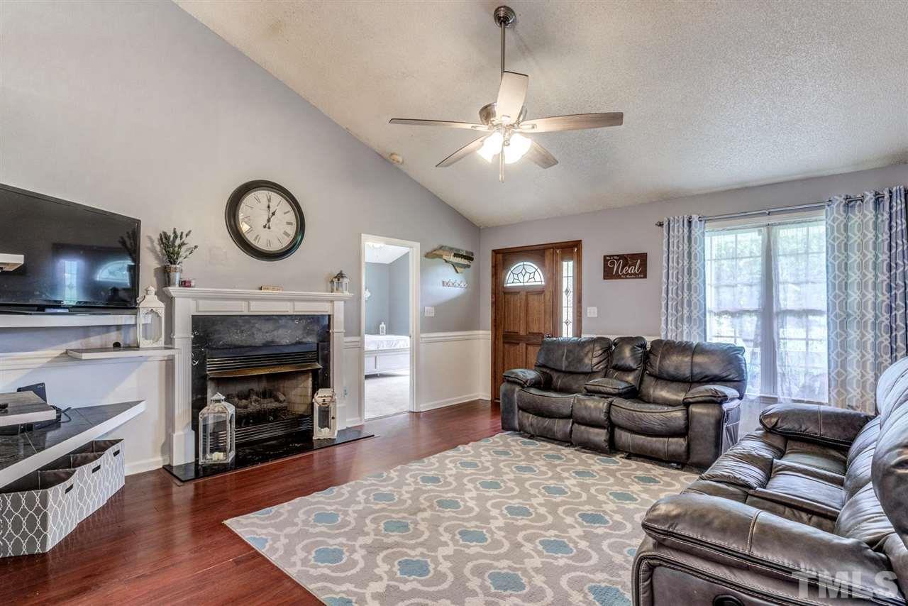 1729 Old Batten Road Selma, NC 27576 - Photo 4 of 30 Gallery Image 4
