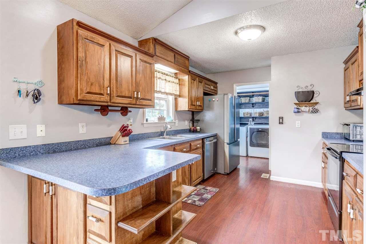 1729 Old Batten Road Selma, NC 27576 - Photo 9 of 30 Gallery Image 9