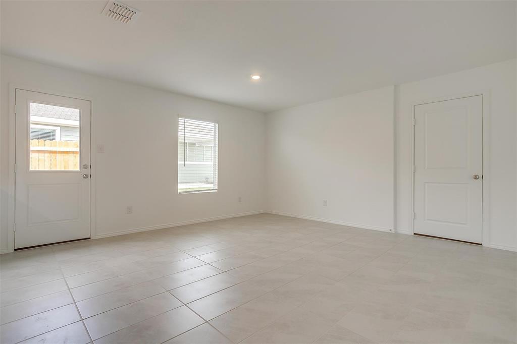 9833 Trusler Road Fort Worth, TX 76179 - Photo 6 of 24