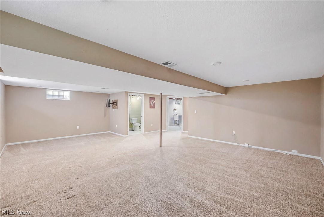 382 Ridgefield Avenue Youngstown, OH 44512 - Photo 18 of 29