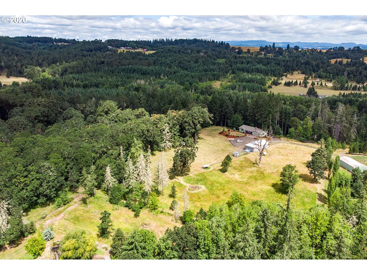 16660 Brown Road Dallas, OR 97338 - Photo 3 of 32