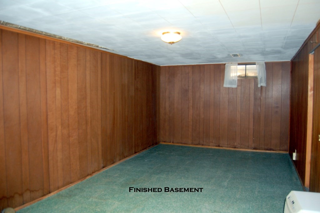 100 Derryfield Avenue Springfield, MA 01118 - Photo 19 of 22