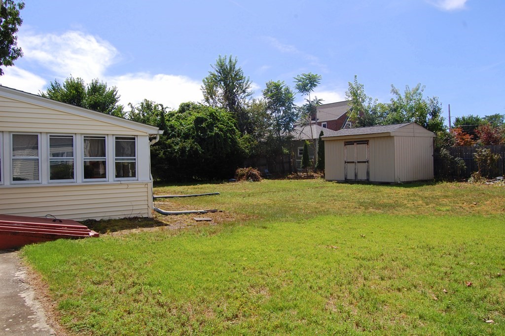 100 Derryfield Avenue Springfield, MA 01118 - Photo 22 of 22