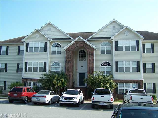 125 James High Point, Unit 1B High Point, NC 27265 - Photo 2 of 16 Exterior Front. Exterior Front of condo complex. This home is on the backside where you have privacy and a patio.