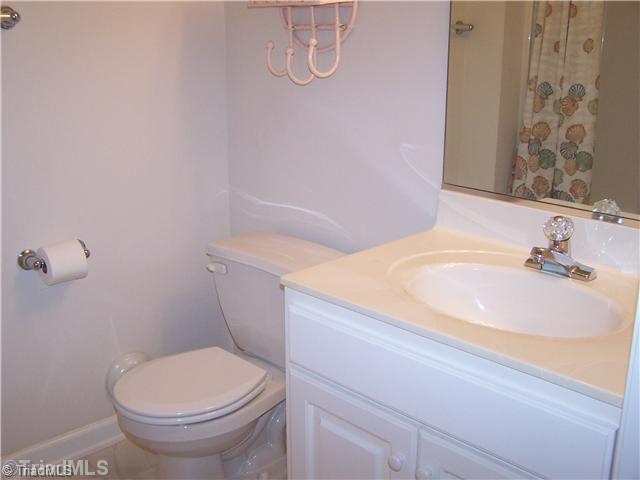 125 James High Point, Unit 1B High Point, NC 27265 - Photo 15 of 16 Bath. Hall bath...features tub/shower combination.