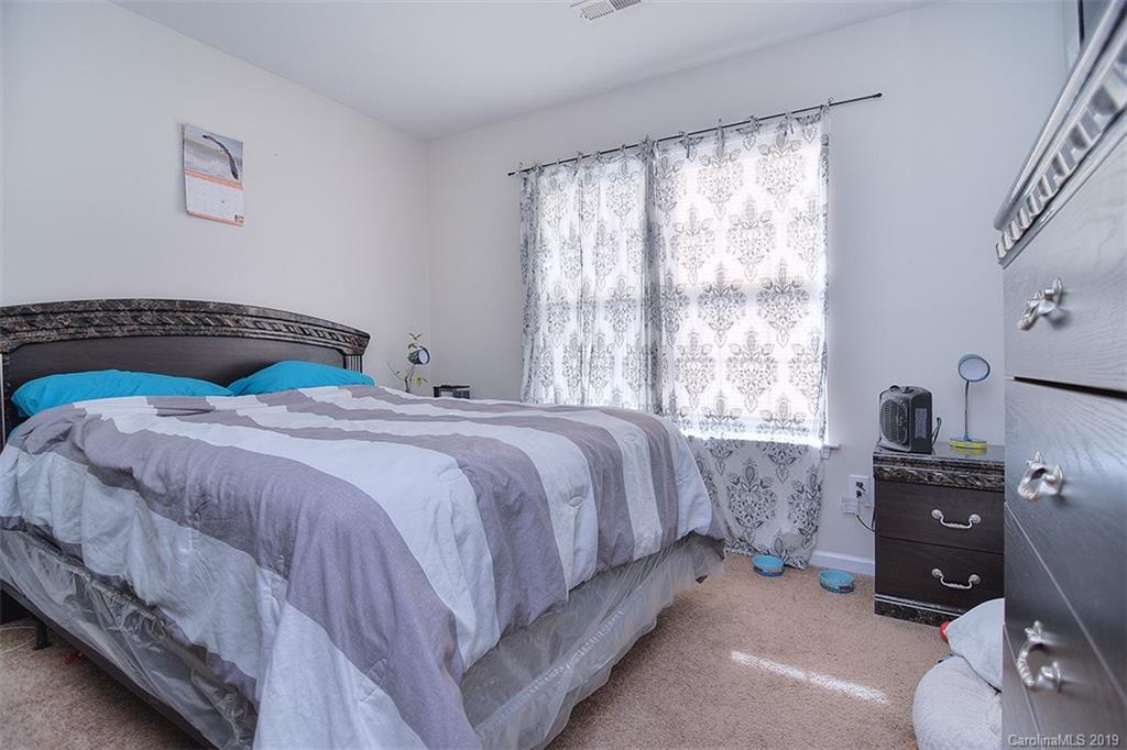 5228 Javitz Road Charlotte, NC 28216 - Photo 11 of 22 Gallery Image 11