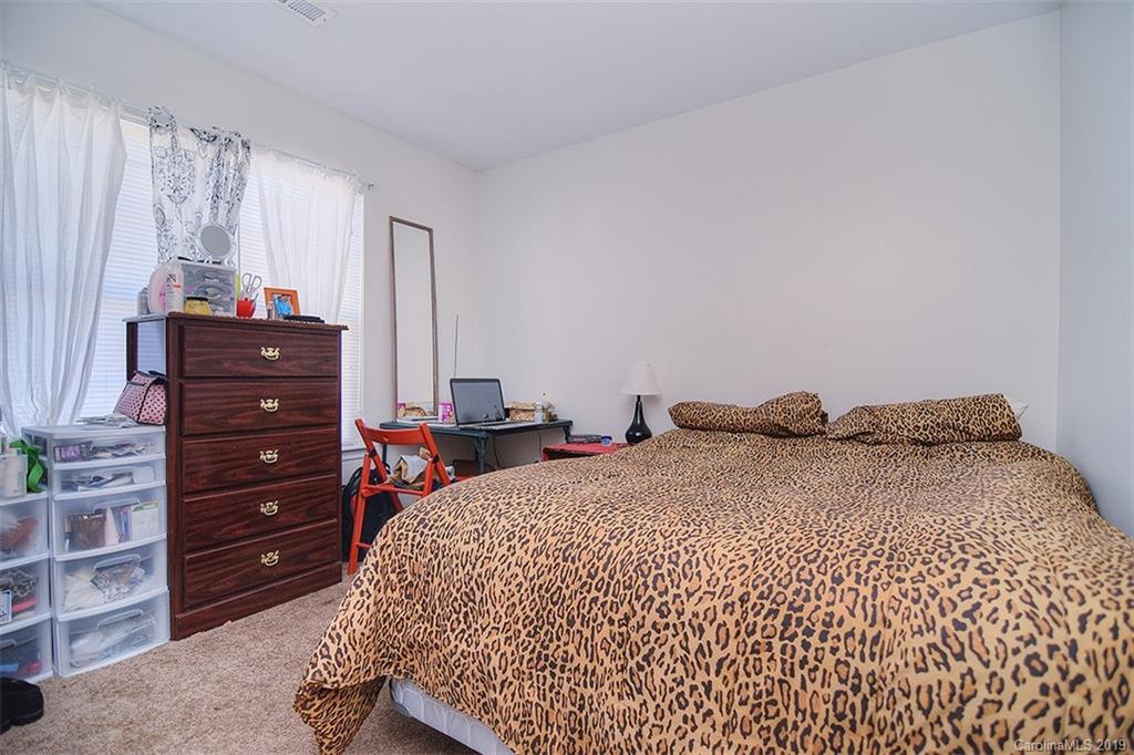 5228 Javitz Road Charlotte, NC 28216 - Photo 13 of 22 Gallery Image 13