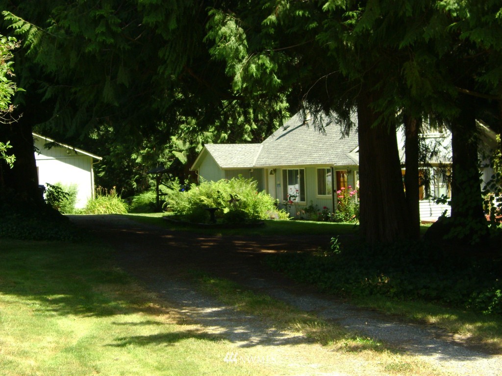18836 Southeast 213th Street Renton, WA 98058 - Photo 16 of 20 Gallery Image 16