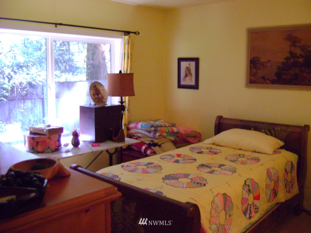 18836 Southeast 213th Street Renton, WA 98058 - Photo 8 of 20 Gallery Image 8