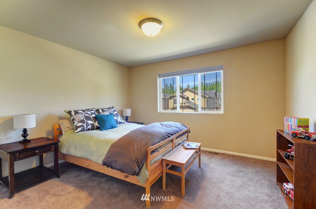 26 194th Street Southwest Bothell, WA 98012 - Photo 15 of 18