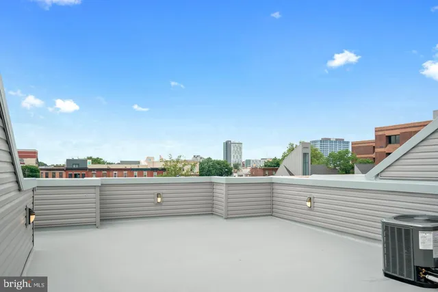 a view of an outdoor space and city view