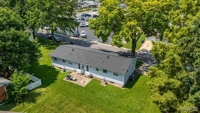 $455,000 | 214 East Market Street, Columbia, IL 62236