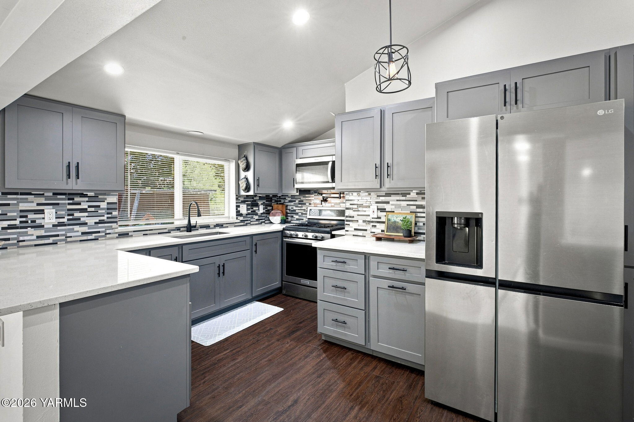 191 Klockhamer Road Naches, WA 98937 - Photo 15 of 32 Kitchen