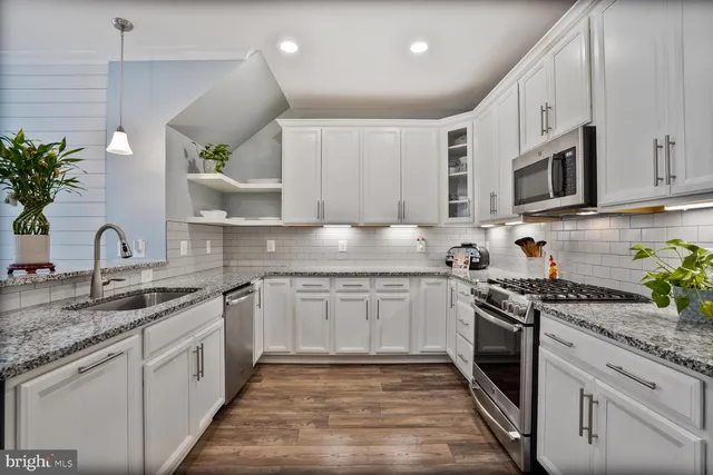 $485,000 | 45127 Kincora Drive, Sterling, VA 20166