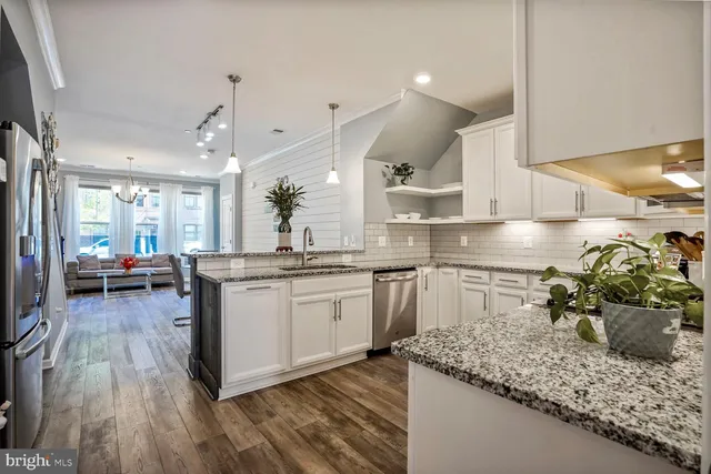 $485,000 | 45127 Kincora Drive, Sterling, VA 20166