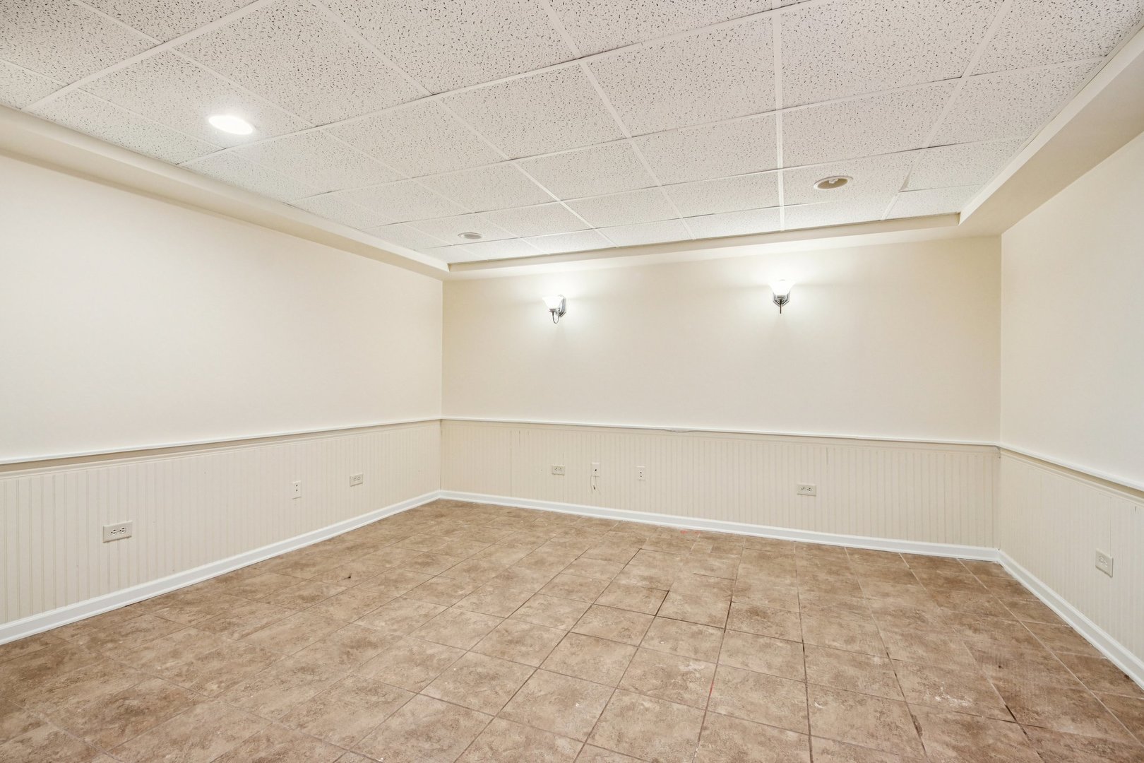 2208 Grand Pointe Trail Aurora, IL 60503 - Photo 32 of 39