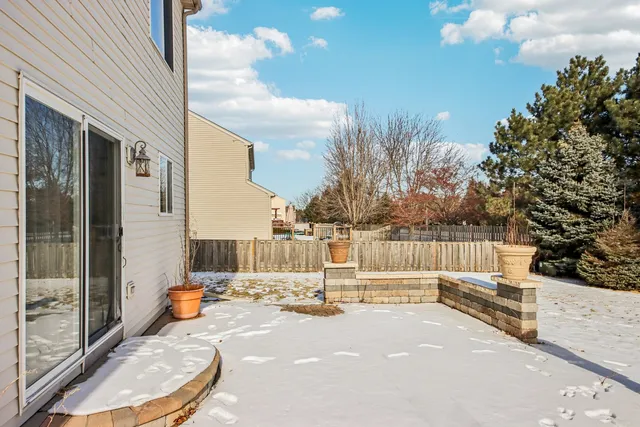 a outdoor view with a sitting space