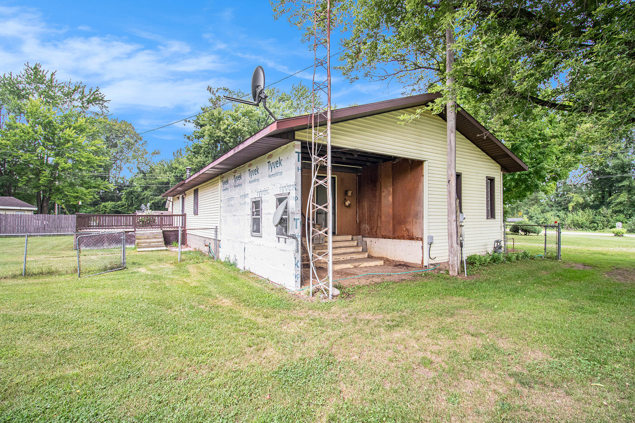 1943 Terminal Road Niles, MI 49120 - Photo 18 of 28 Side of house