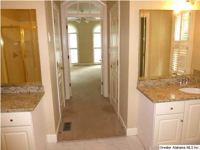 112 Windsor Circle Pelham, AL 35124 - Photo 18 of 32