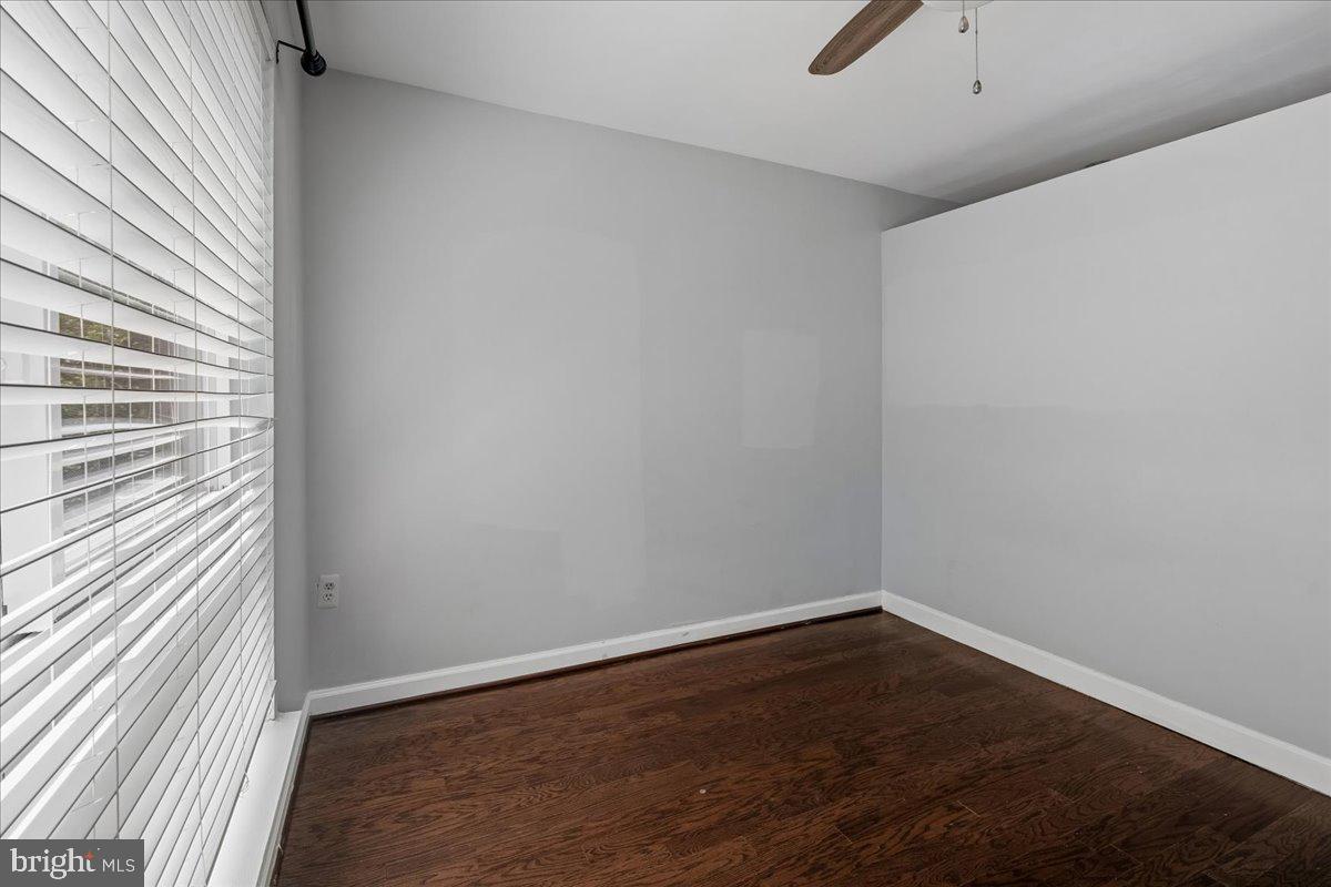 3940 Bel Pre Road, Unit 6 Silver Spring, MD 20906 - Photo 23 of 29 Bright and airy blank canvas room.
