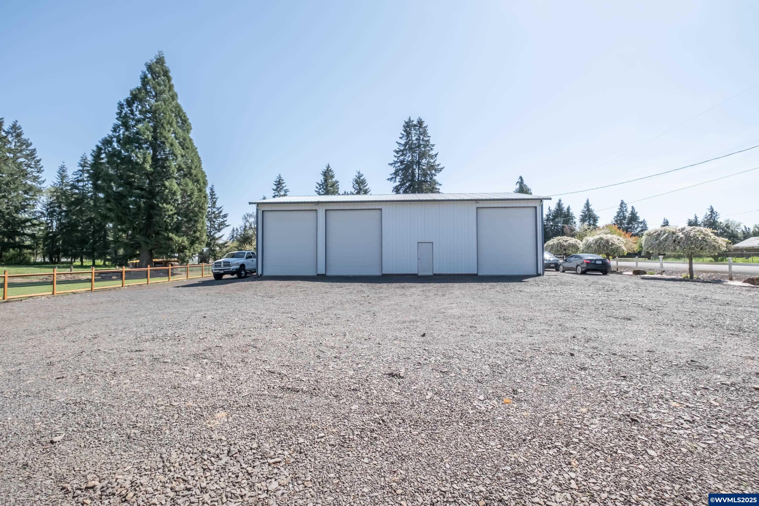 28791 Liberty Road Sweet Home, OR 97386 - Photo 35 of 49 Gallery Image 35