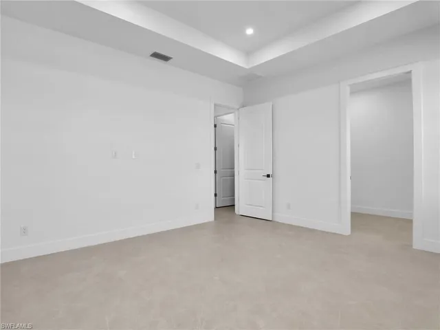 $2,100 | 125 Northwest 24th Avenue, Cape Coral, FL 33993