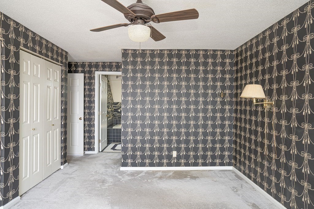 700 Shore Drive, Unit 511 Fall River, MA 02721 - Photo 24 of 40 a bathroom with a shower