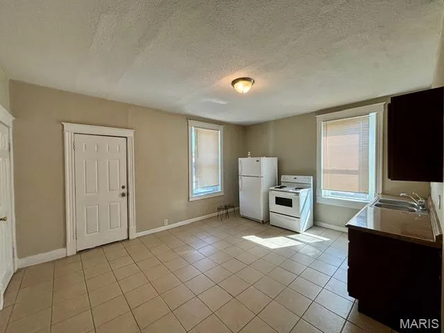 $1,250 | 4532 Pennsylvania Avenue, Unit 1F, St. Louis, MO 63111