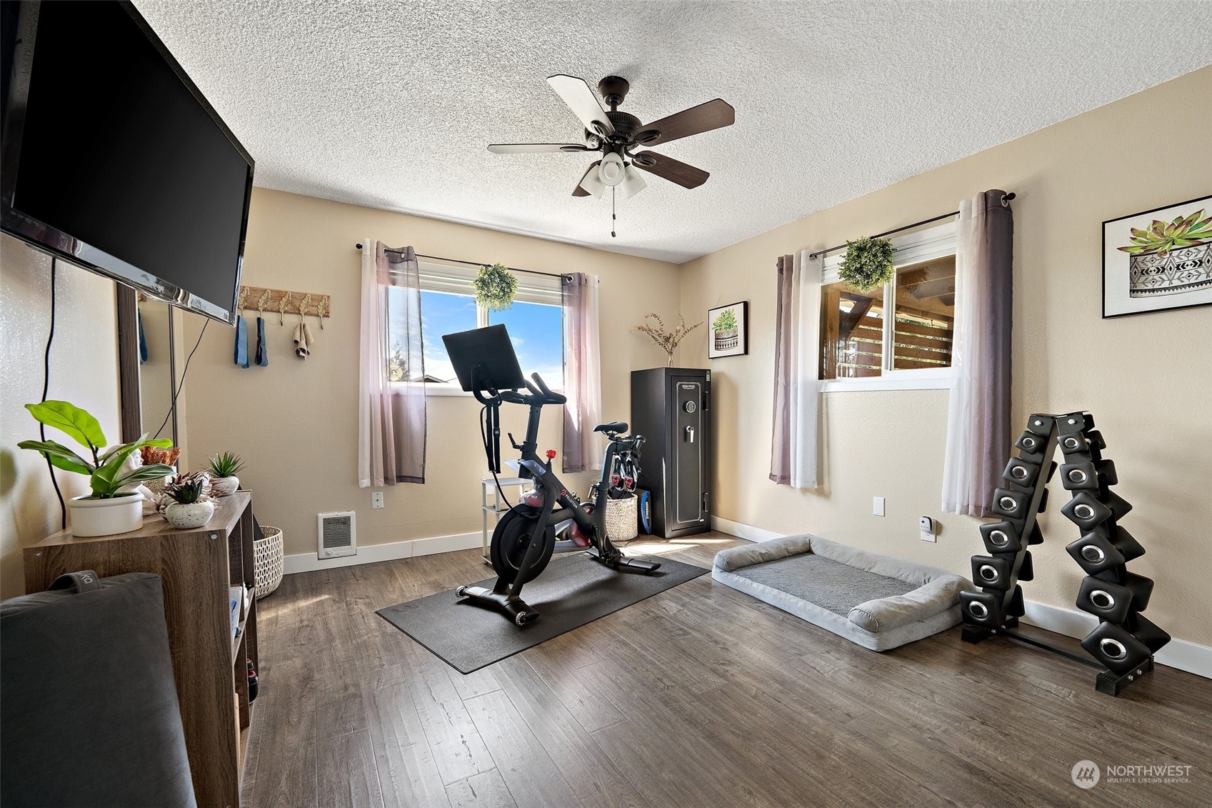 1880 Birch Bay Lynden Road Ferndale, WA 98248 - Photo 11 of 33 a view of a room with gym equipment