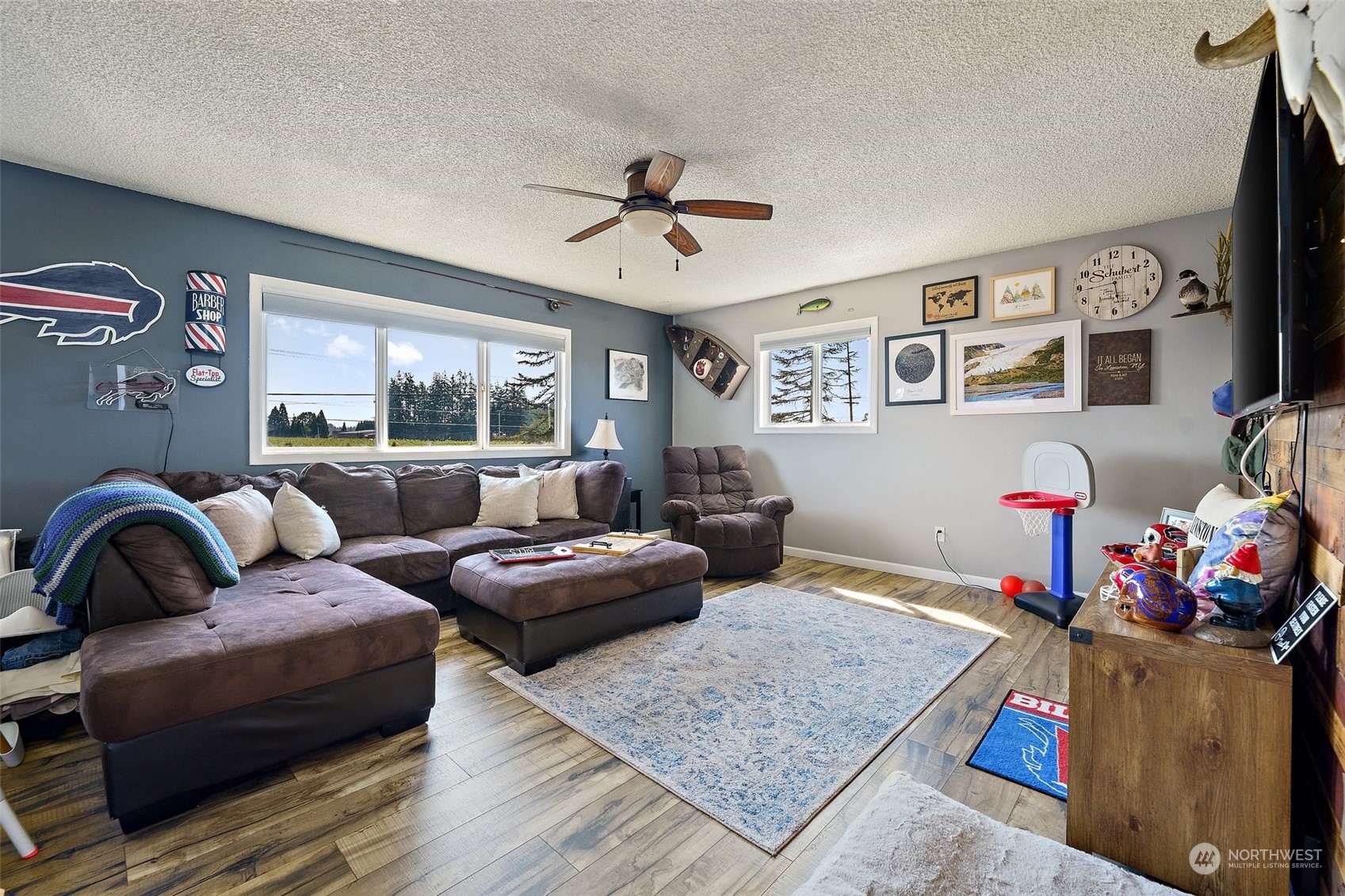 1880 Birch Bay Lynden Road Ferndale, WA 98248 - Photo 18 of 33 a living room with furniture and a flat screen tv