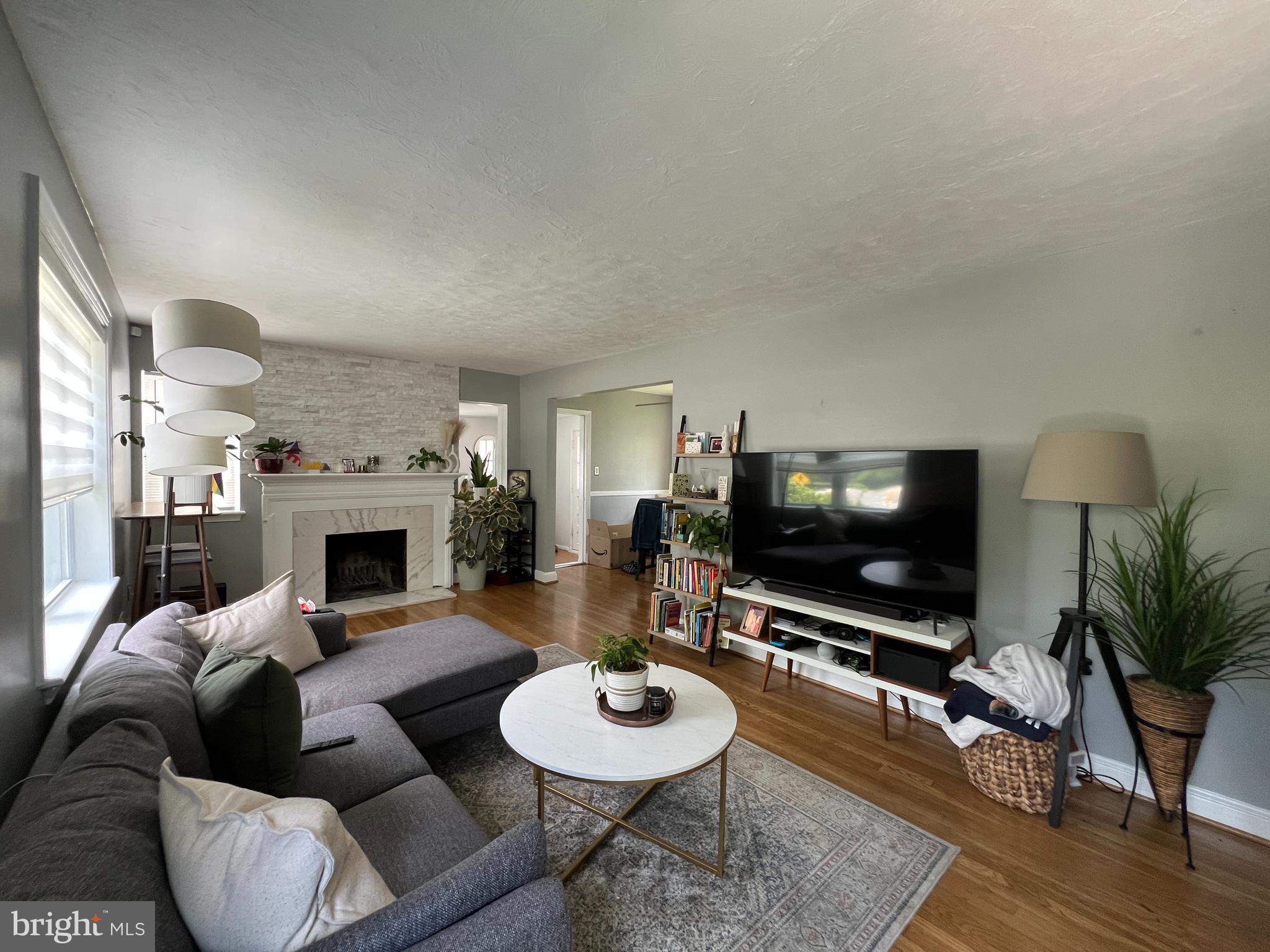 315 Marvin Road Silver Spring, MD 20901 - Photo 2 of 36