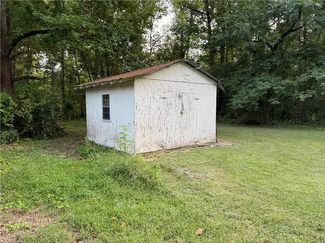 $74,000 | 1099 Highway 457, Lecompte, LA 71346