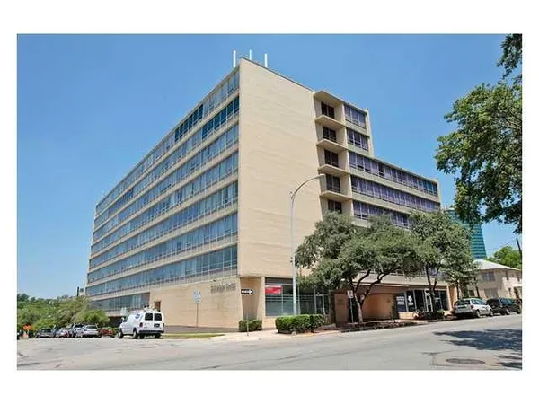 $184,000 | 1800 Lavaca Street, Unit 204, Austin, TX 78701