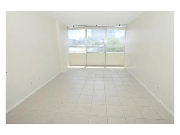 $184,000 | 1800 Lavaca Street, Unit 204, Austin, TX 78701