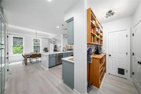 $900,000 | 850 Piedmont Avenue Northeast, Unit 3318, Atlanta, GA 30308
