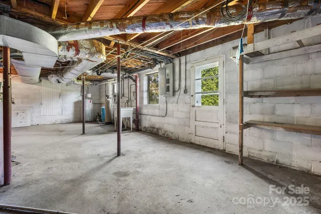 $300,000 | 7952 Highway 10 Highway, Vale, NC 28168