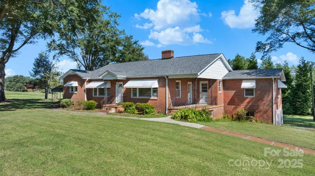 $300,000 | 7952 Highway 10 Highway, Vale, NC 28168