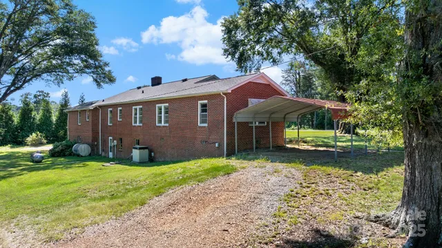 $300,000 | 7952 Highway 10 Highway, Vale, NC 28168